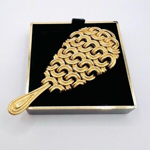 Vintage 1960s Monet “Raging Seas” Collection Gold Tone Articulate Brooch